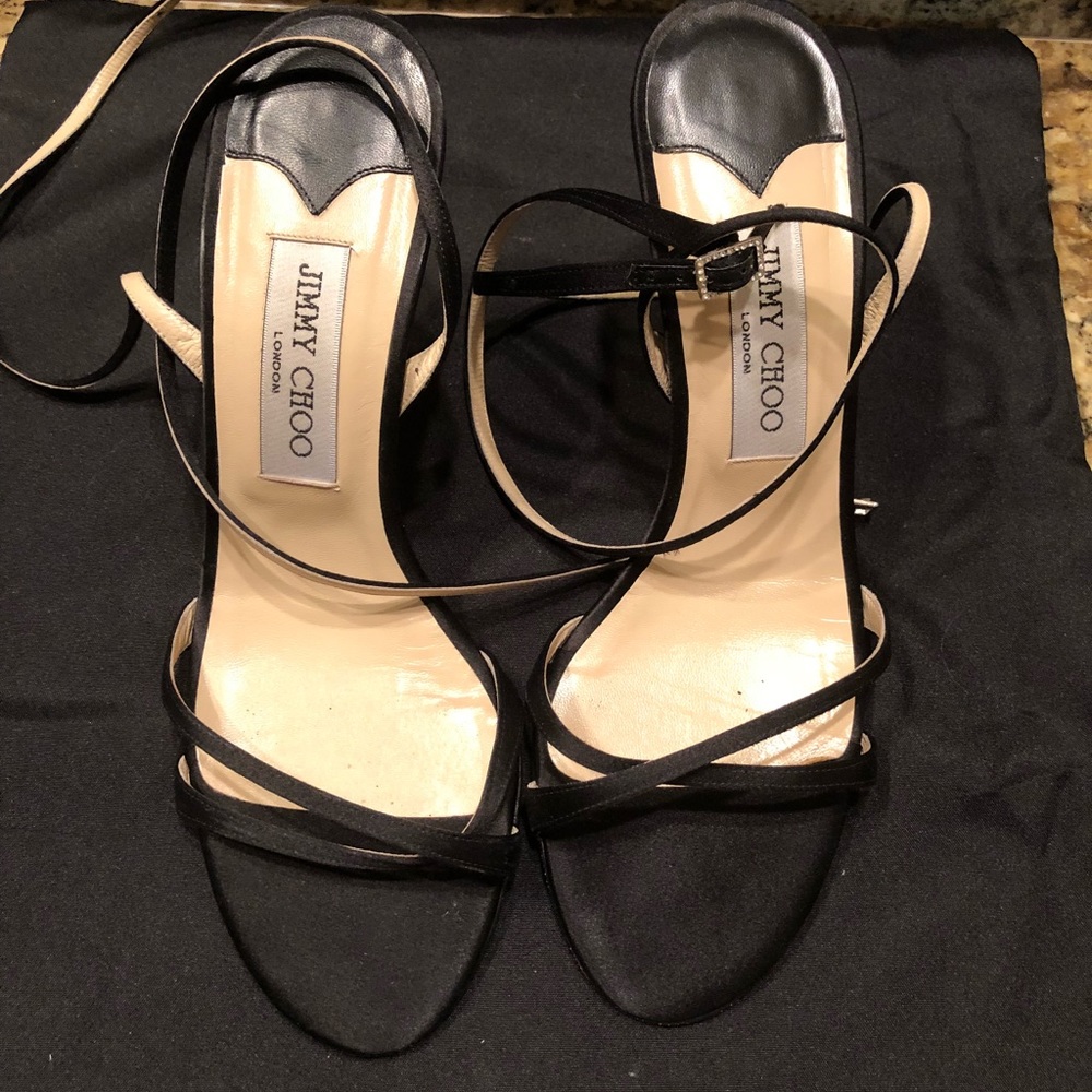 Jimmy Choo - Picture 3 of 5
